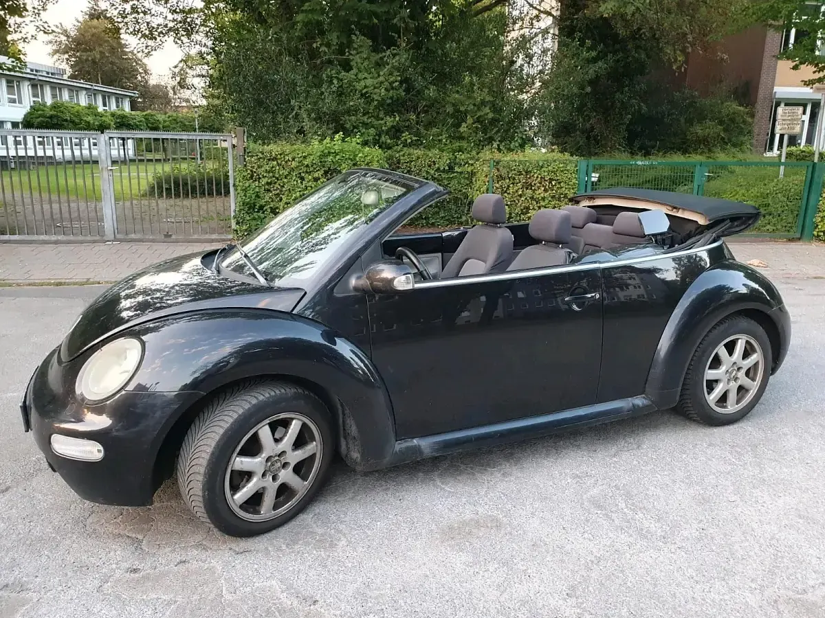 Gebraucht VW New Beetle 115 PS (84 kW) 2003 Schwarz Kleinwagen
