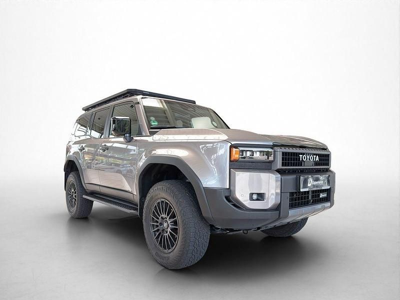 Gebraucht Toyota Land Cruiser TEC-Edition 205 PS (150 kW) 2024 Braun SUV