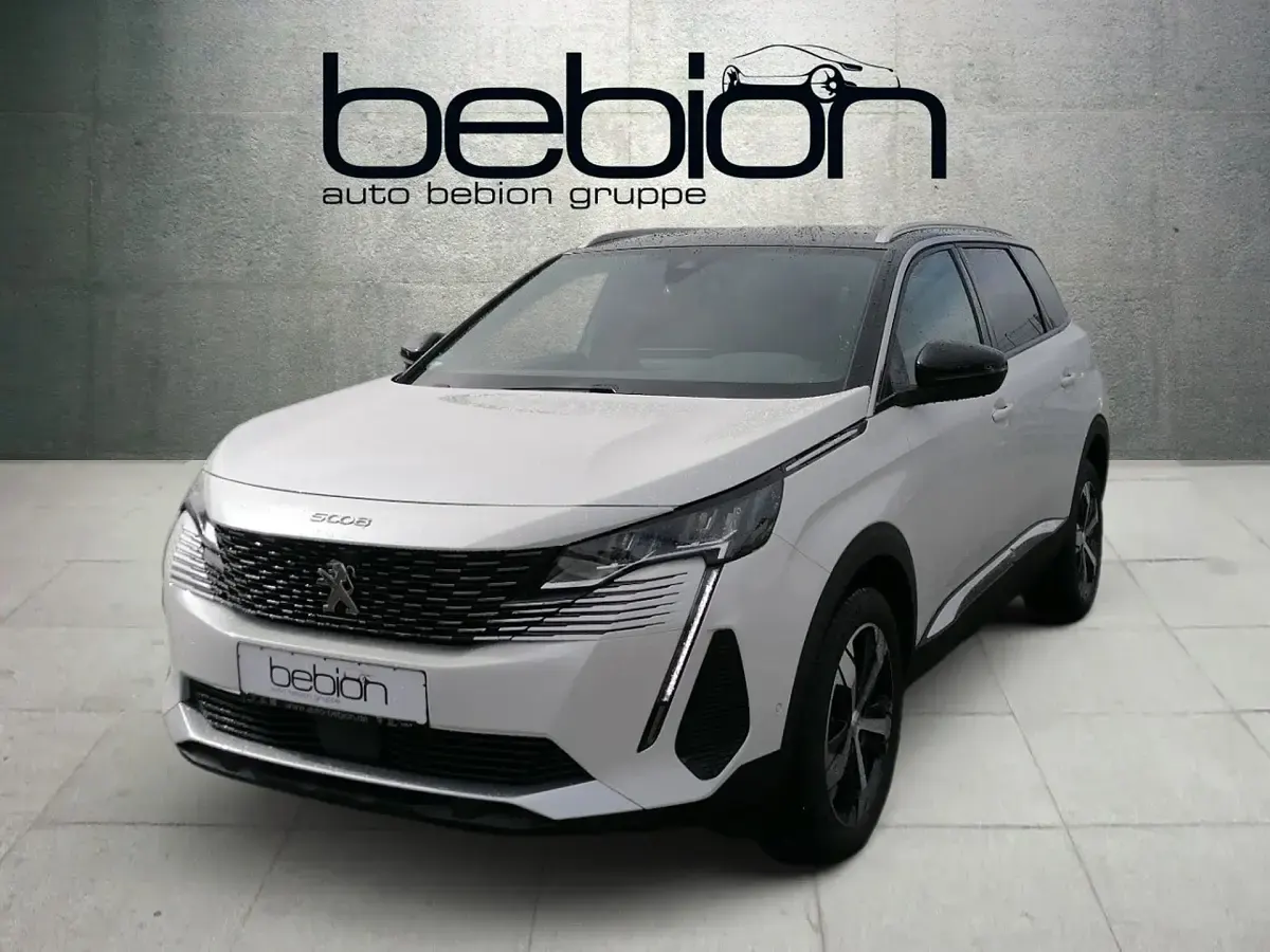 Gebraucht Peugeot 5008 Allure 131 PS (96 kW) 2024 SUV