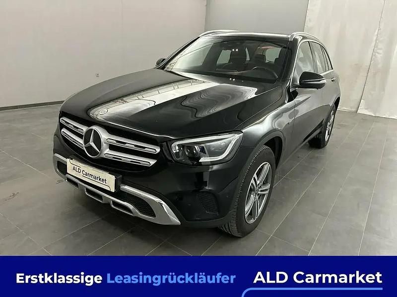 Lackierung: > obsidianschwarz Gebraucht 2021 Mercedes GLC300e SUV | 34.480 € (Superpreis) - Bild 1/4