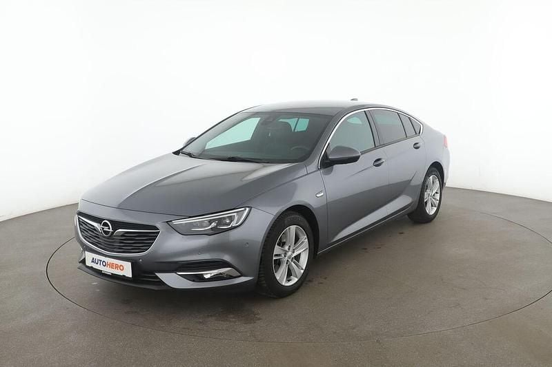 Grau Gebraucht 2017 Opel Insignia Dynamic Limousine | 14.830 € (Fairer Preis) - Bild 1/3