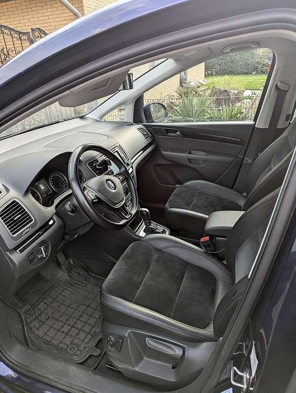 Gebraucht VW Sharan Highline 177 PS (130 kW) 2019 Blau Van / Kleinbus