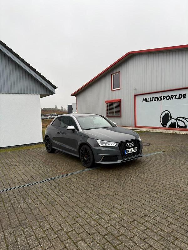 Gebraucht Audi S1 231 PS (169 kW) 2016 Grau Kleinwagen