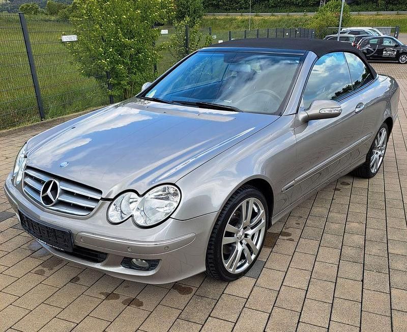 Silber Gebraucht 2008 Mercedes CLK200 Elegance Cabrio | 14.300 € (Fairer Preis) - Bild 1/4