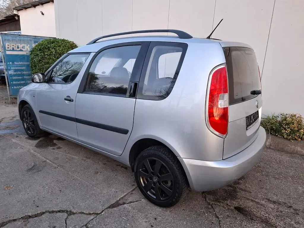 Gebraucht Skoda Roomster Plus Edition 90 PS (66 kW) 2012 Braun Van / Kleinbus
