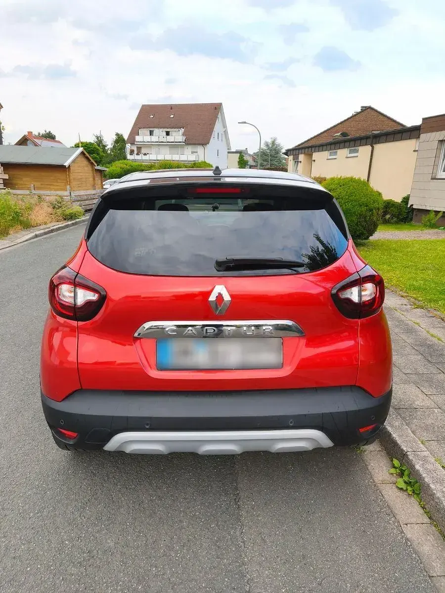 Gebraucht Renault Captur 90 PS (66 kW) 2019 Rot SUV