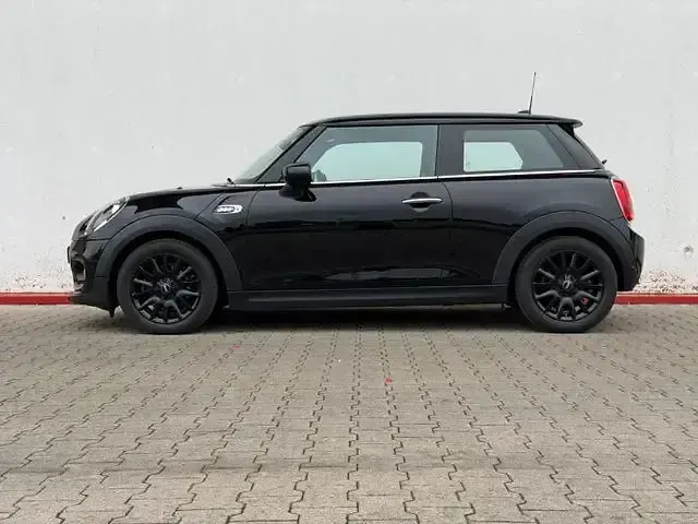 Gebraucht Mini ONE 102 PS (75 kW) 2020 Midnight black Kleinwagen