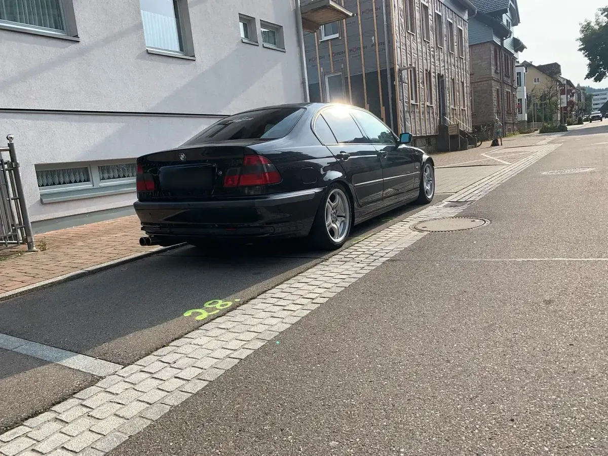 Occasion BMW 328 193 ch (141 kW) 1999 Noir Berline