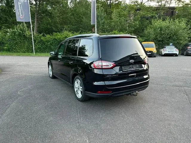Używany Ford Galaxy Titanium 190 KM (139 kW) 2019 Czarny Minivan
