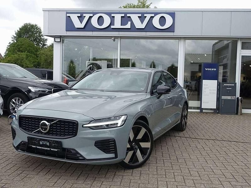 Vapour grey Gebraucht 2024 Volvo S60 Ultimate Limousine | 40.700 € (Fairer Preis) - Bild 1/4
