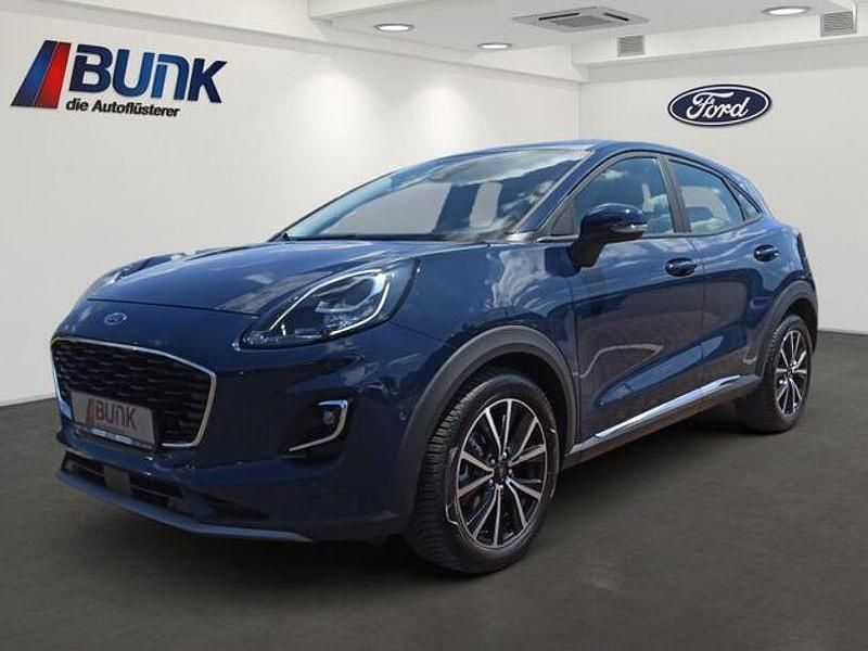 Blau Gebraucht 2023 Ford Puma Gen-E Titanium SUV | 20.980 € (Fairer Preis) - Bild 1/4