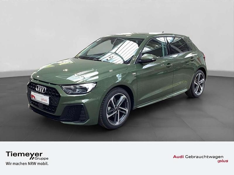 Distriktgrün metallic Gebraucht 2025 Audi A1 S-Line Kleinwagen | 26.990 € (Fairer Preis) - Bild 1/4