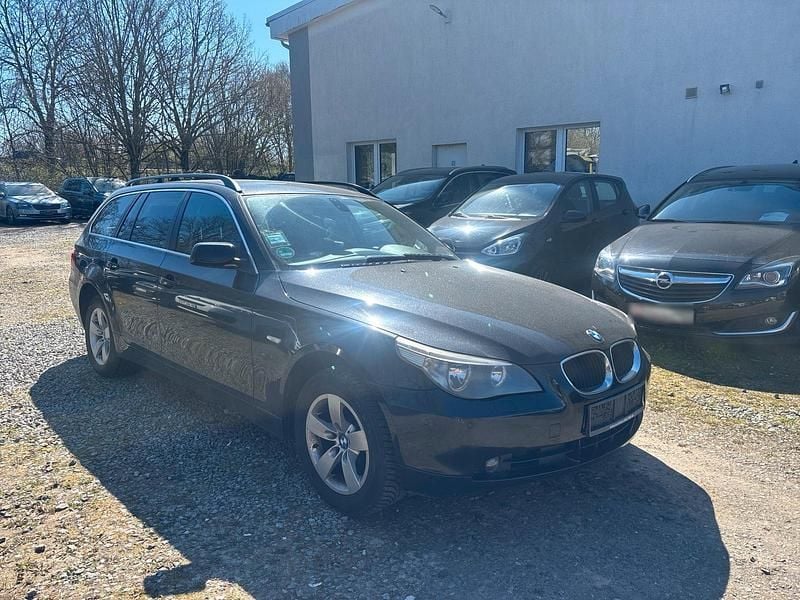 Gebraucht BMW 520 150 PS (110 kW) 2006 Schwarz Kombi