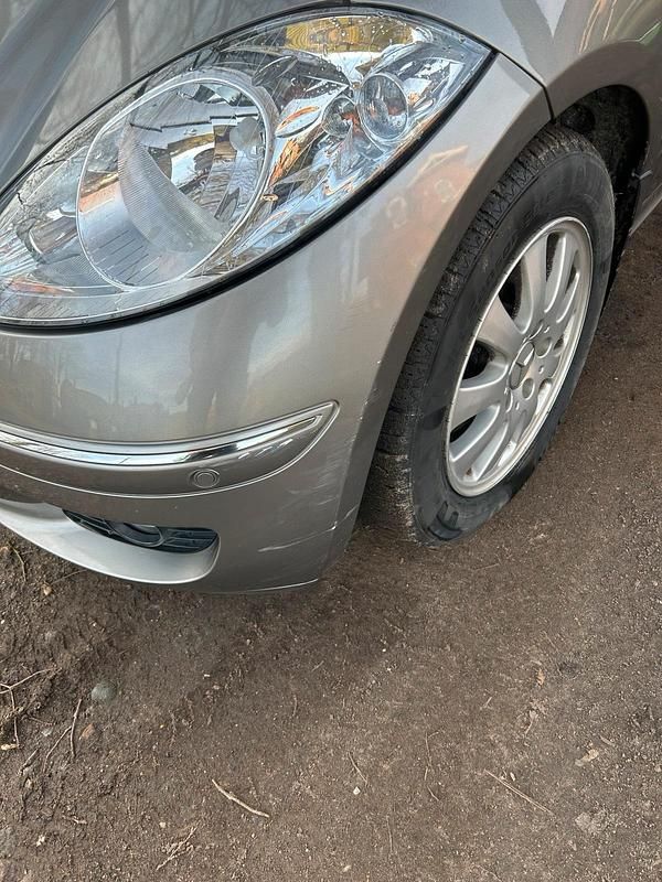 Gebraucht Mercedes A150 95 PS (69 kW) 2006 Grau Limousine