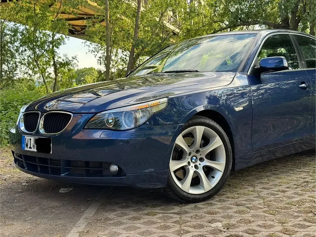 Gebraucht BMW 530 231 PS (169 kW) 2003 Blau Limousine