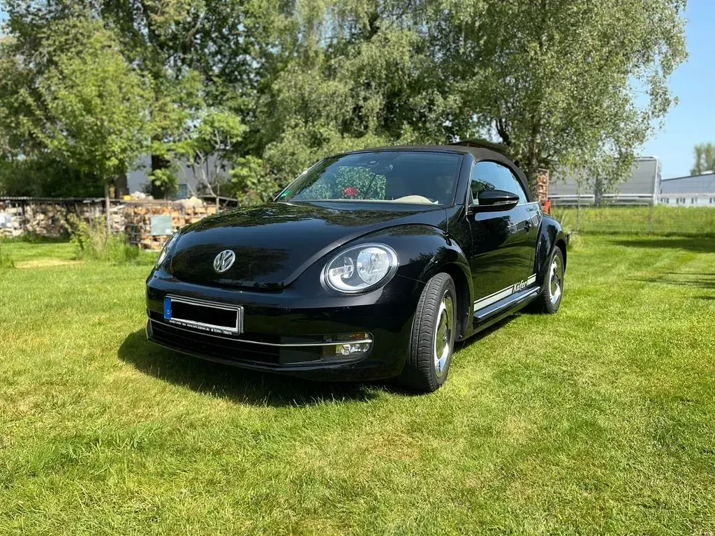Gebraucht VW Beetle 105 PS (77 kW) 2014 Schwarz Kleinwagen