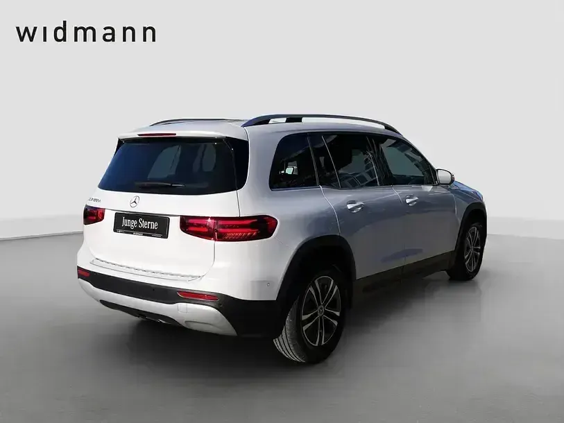 Gebraucht Mercedes GLB180 Advanced 116 PS (85 kW) 2024 Digitalweiss SUV