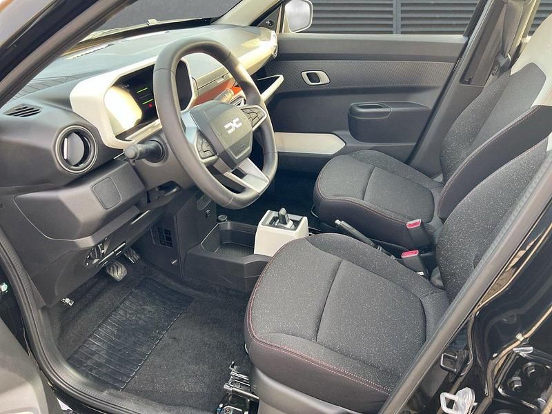 Neu Dacia Spring Expression 47 kW (65 PS) 2025 Astralschwarz Kleinwagen