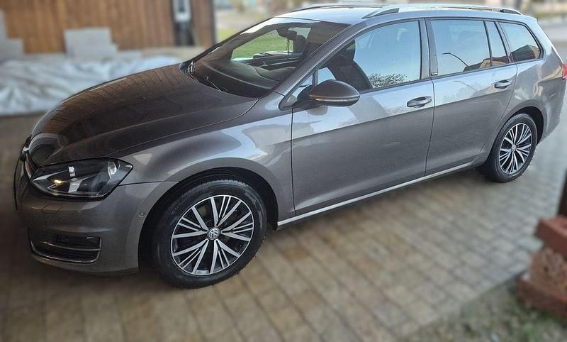 Gebraucht VW Golf VII Allstar 150 PS (110 kW) 2016 Grau Kombi