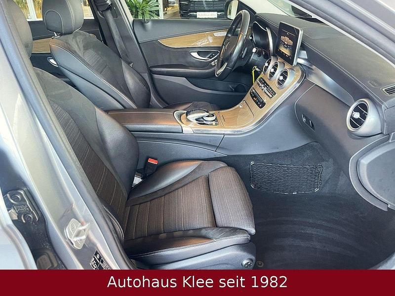 Gebraucht Mercedes C200 Avantgarde 184 PS (135 kW) 2015 Silber Kombi