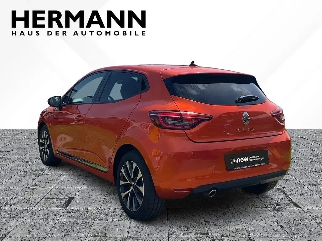 Gebraucht Renault Clio V Zen 91 PS (66 kW) 2022 Orange Limousine