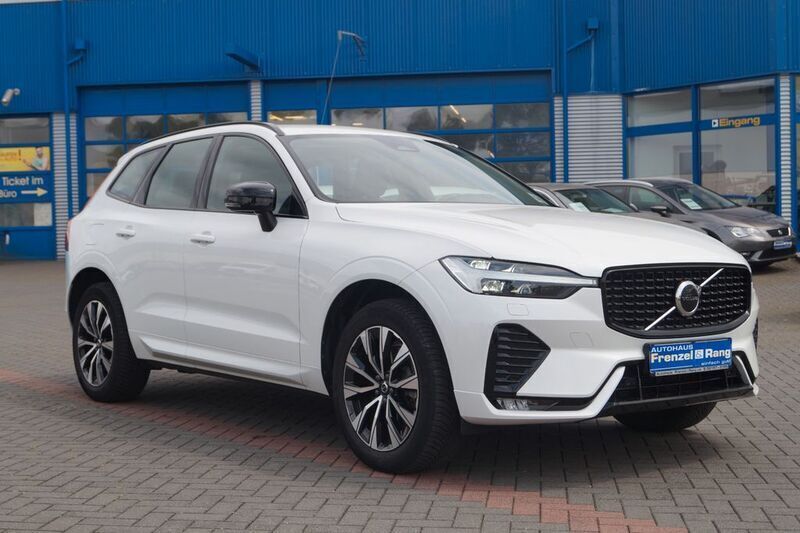 Weiß Gebraucht 2023 Volvo XC60 Plus SUV | 43.490 € (Guter Preis) - Bild 1/4