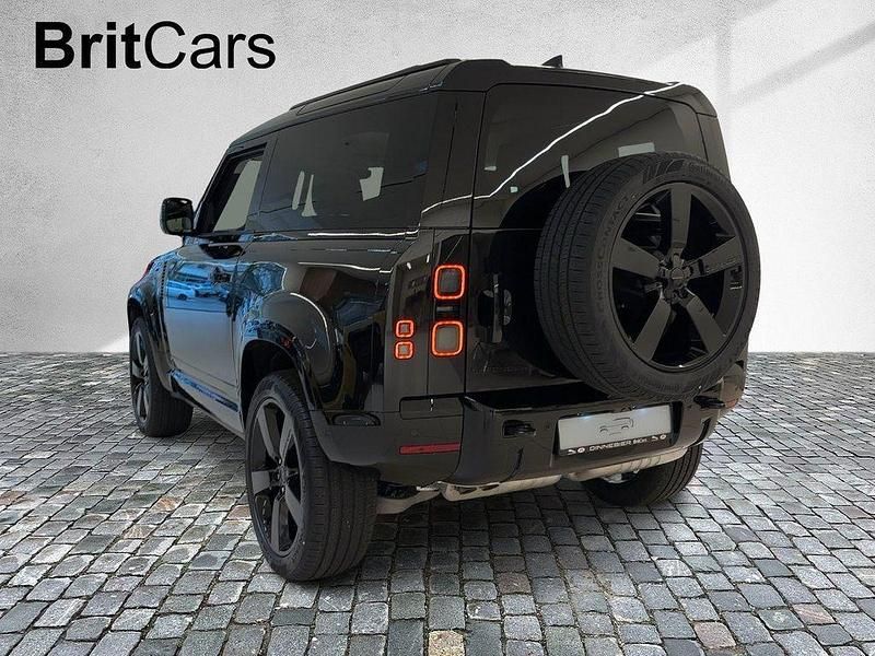 Neu Land Rover Defender SE Dynamic 200 PS (147 kW) 2025 Schwarz SUV