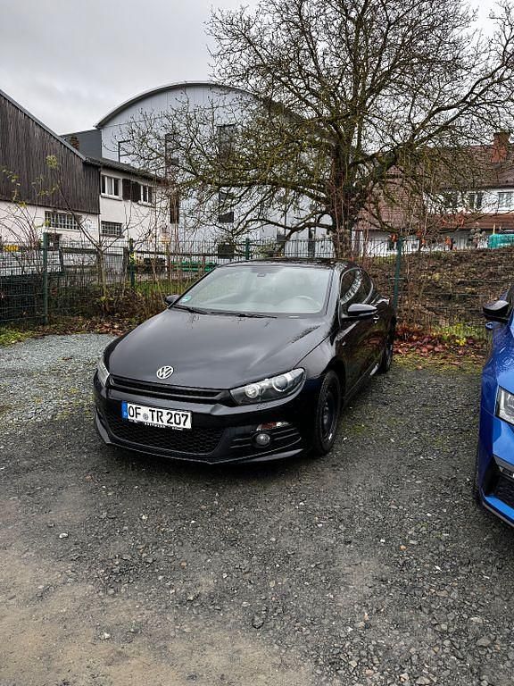 Violett Gebraucht 2013 VW Scirocco Match Coupé | 11.200 € (Teuer) - Bild 1/4
