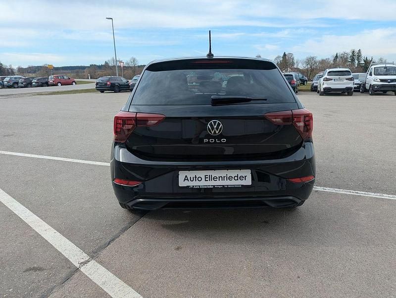 Gebraucht VW Polo Move 95 PS (69 kW) 2023 Schwarz Kleinwagen