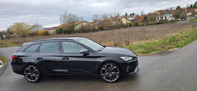 Gebraucht Cupra Leon VZ 310 PS (228 kW) 2023 Schwarz Kombi