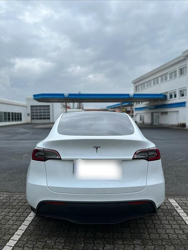 Brugt Tesla Model Y Standard Range 219 kW (299 HK) 2023 Hvid SUV