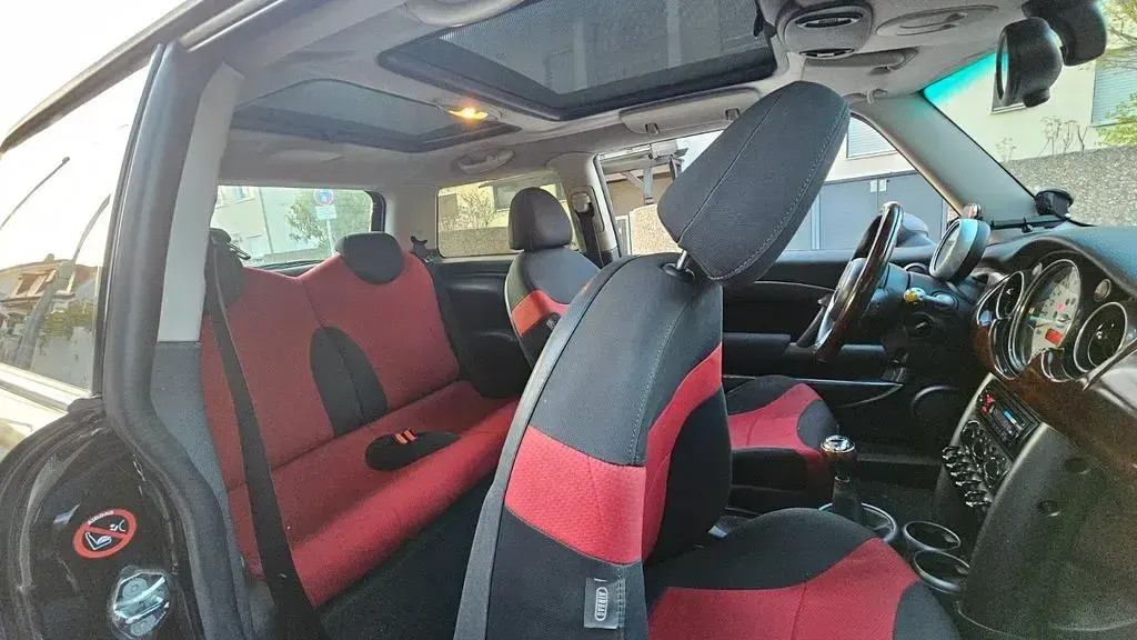 Brugt Mini ONE 90 HK (66 kW) 2005 Sort Hatchback