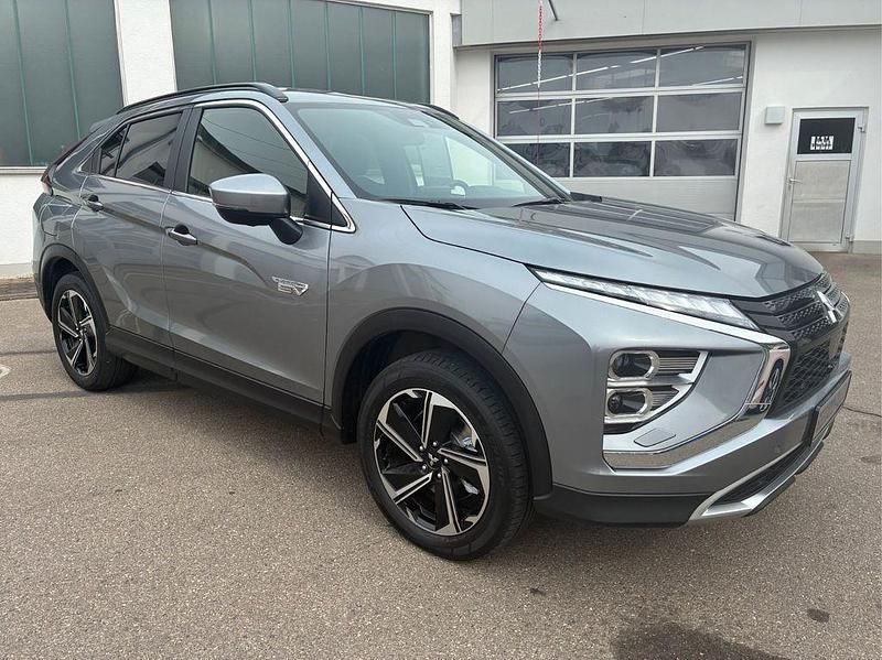 Gebraucht Mitsubishi Eclipse Cross Edition 188 PS (138 kW) 2021 Titanium grey SUV