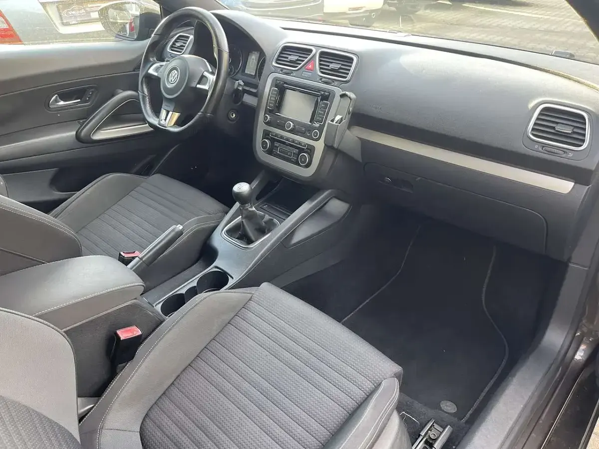 Gebraucht VW Scirocco Team 122 PS (89 kW) 2012 Black oak brown metallic Coupé