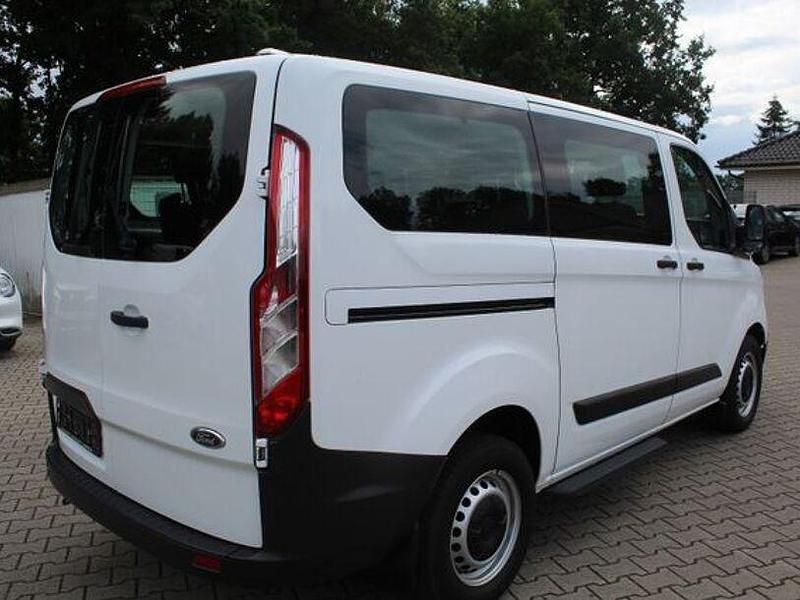 Second-hand Ford Transit Custom 105 CP (77 kW) 2021 Alb Break