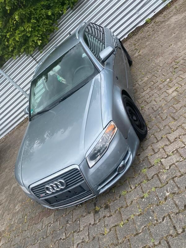 Grau Gebraucht 2006 Audi A4 Kombi | 1.200 € - Bild 1/4