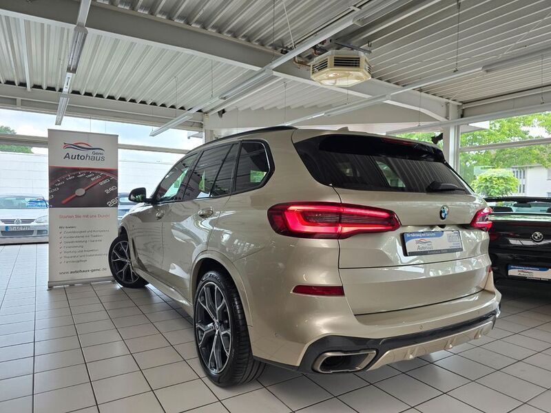 Gebraucht BMW X5 Performance 400 PS (294 kW) 2019 Gold SUV