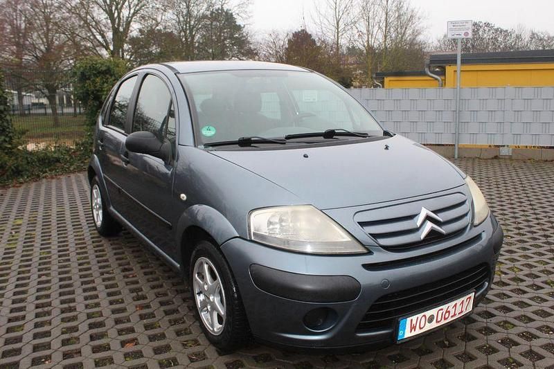 Gebraucht Citroën C3 Advance 68 PS (50 kW) 2006 Grau Limousine