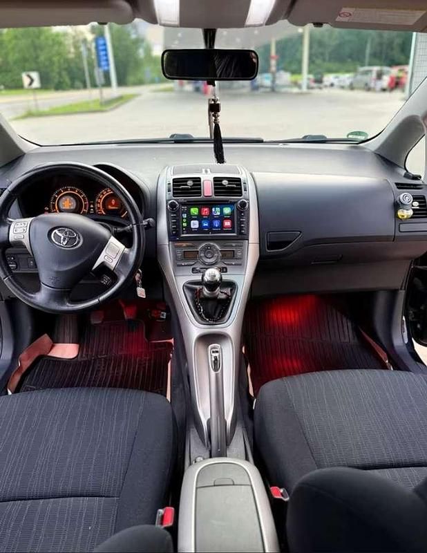 Gebraucht Toyota Auris Sol 124 PS (91 kW) 2007 Schwarz Kleinwagen