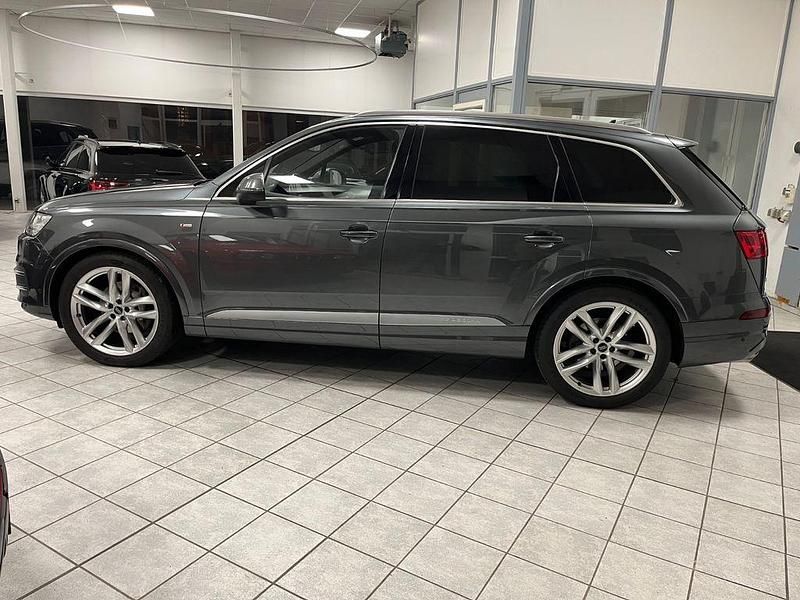 Gebraucht Audi Q7 S-Line 272 PS (200 kW) 2015 Daytonagrau SUV