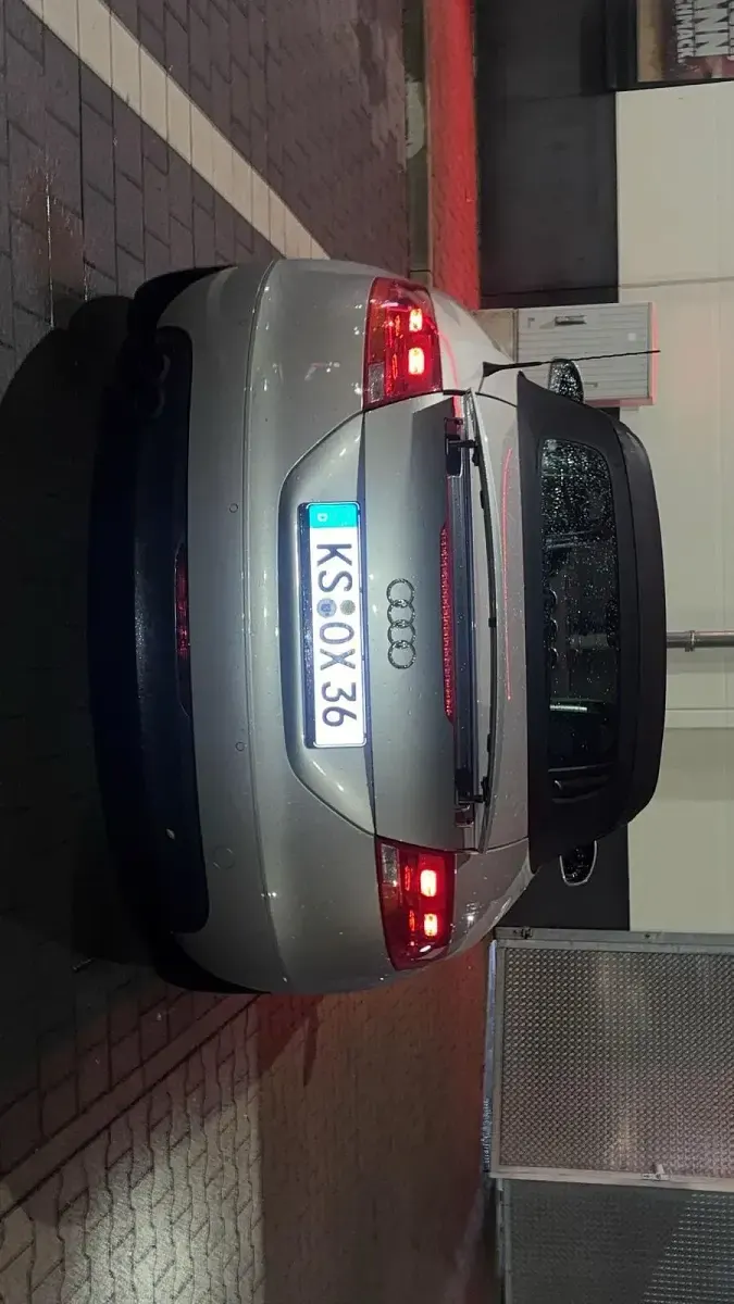 Gebraucht Audi TT Design 160 PS (117 kW) 2009 Grau Coupé