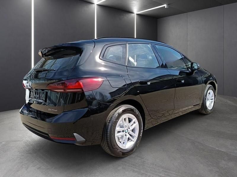 Neu BMW 225 Active Tourer 245 PS (180 kW) 2026 Schwarz uni Van / Kleinbus