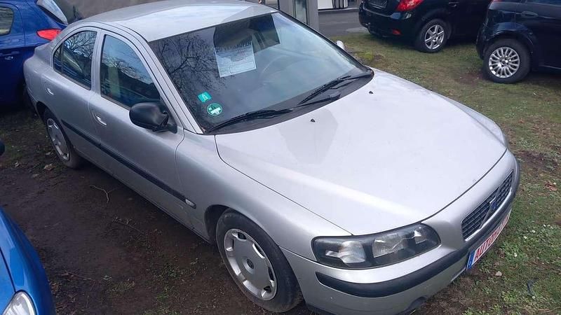 Gebraucht Volvo S60 140 PS (102 kW) 2001 Silber Limousine
