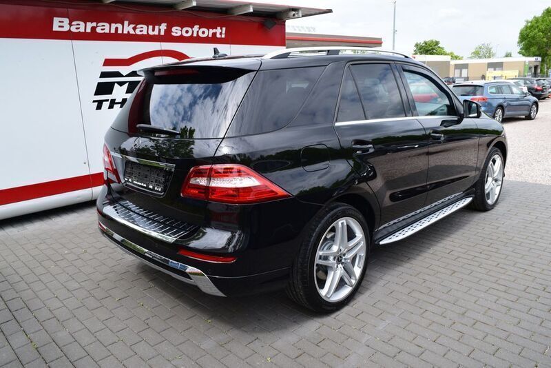Gebraucht Mercedes ML350 AMG 258 PS (189 kW) 2014 Schwarz SUV