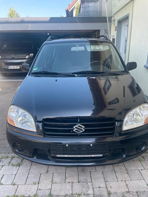 Schwarz Gebraucht 2003 Suzuki Ignis Kleinwagen | 1.750 € - Bild 1/4