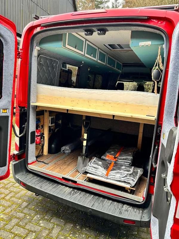 Brugt Ford Transit 101 HK (74 kW) 2015 Rød MPV