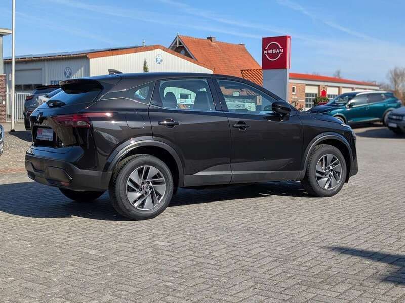 Black (m) Gebraucht 2022 Nissan Qashqai Acenta SUV | 22.990 € (Fairer Preis) - Bild 1/4