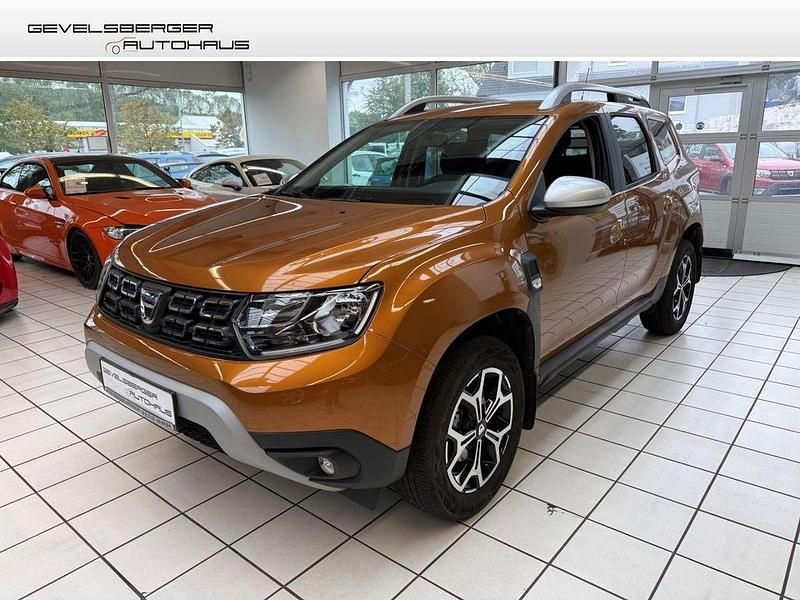 Orange Gebraucht 2020 Dacia Duster Prestige SUV | 14.980 € (Fairer Preis) - Bild 1/4