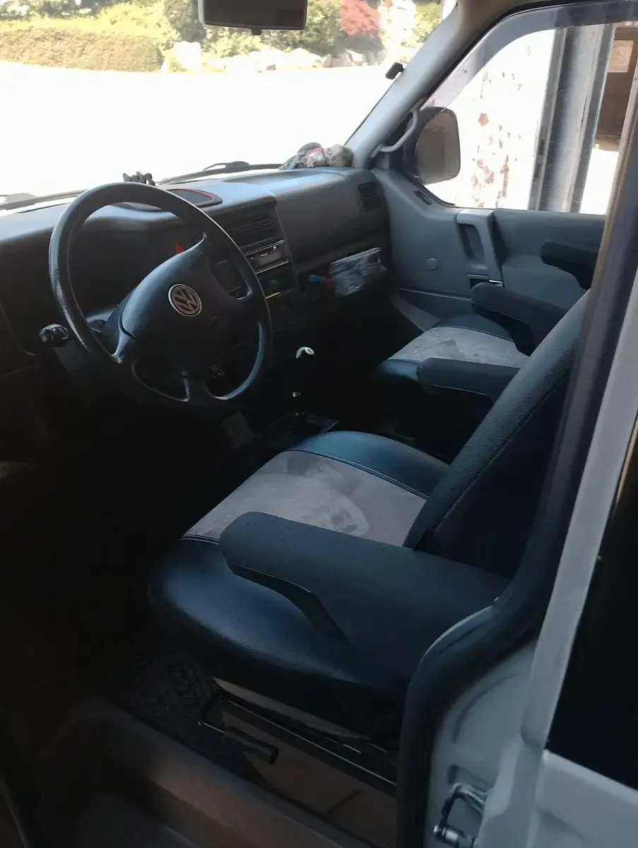 Gebraucht VW T4 88 PS (64 kW) 2000 Grau Van