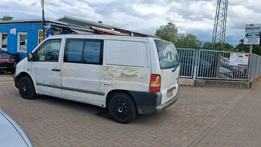 Gebraucht Mercedes Vito 102 PS (75 kW) 2001 Weiß Van